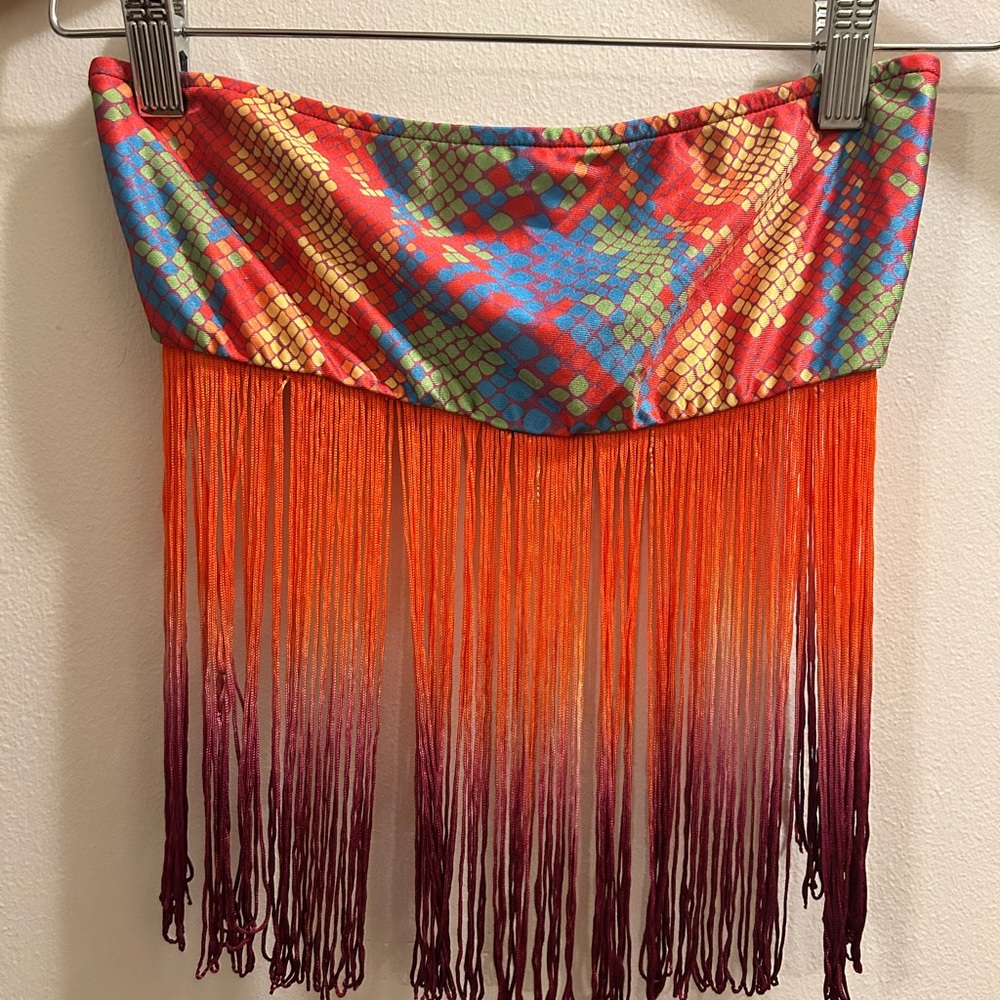 3/$10 🏷️  Fun Rave Tube Top with Fringe